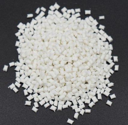 無鹵阻燃尼龍PA66塑膠原料具備以下特點!